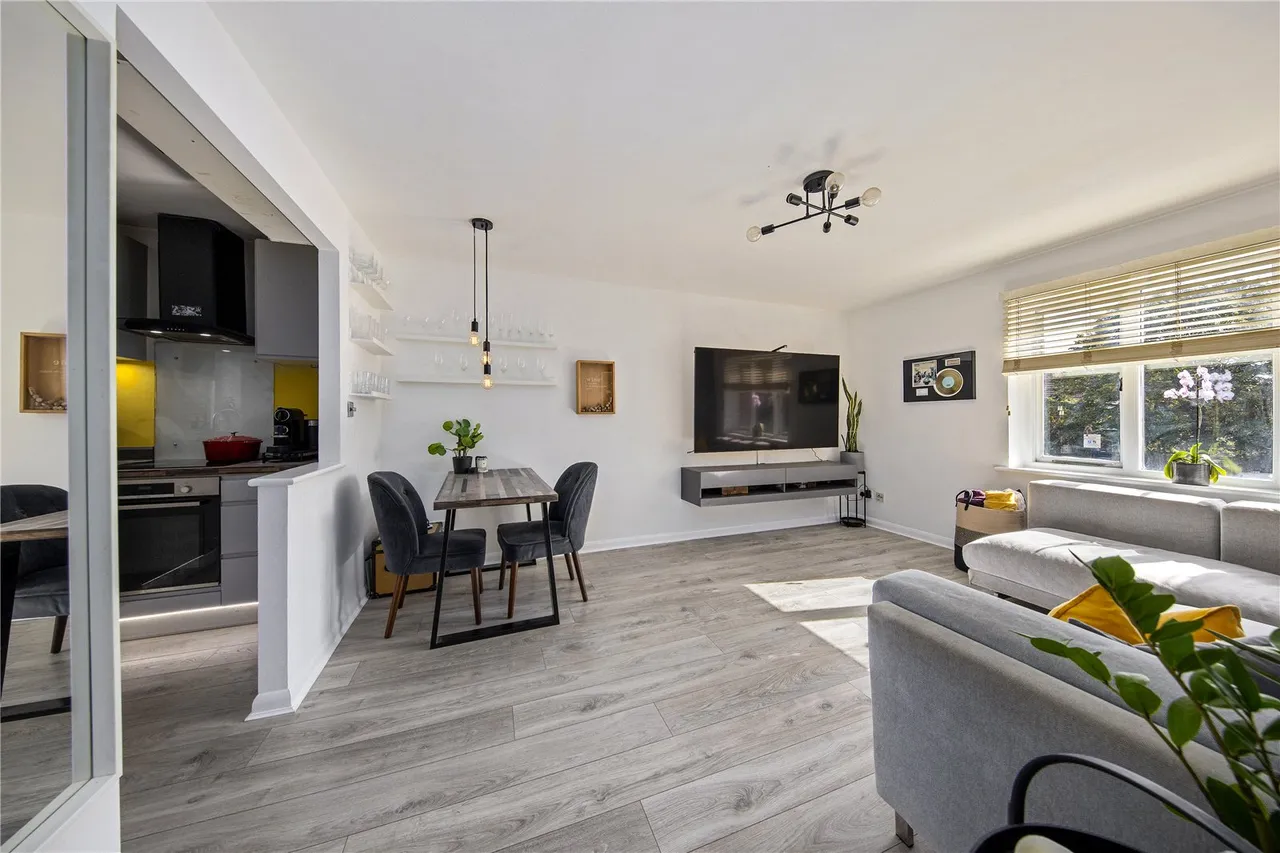 Marksbury Avenue, Kew, TW9, photo 2