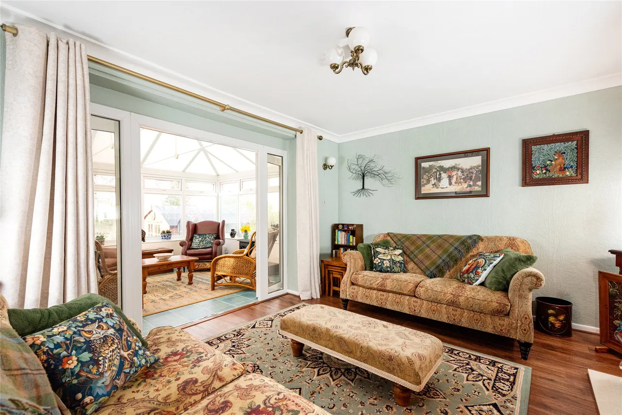 Allens Hill, Bozeat, NN29, photo 8
