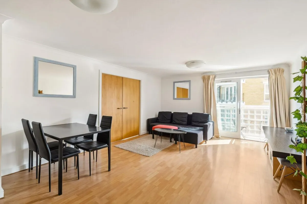 2 bed flat for sale, Stockholm Way, London, E1W
