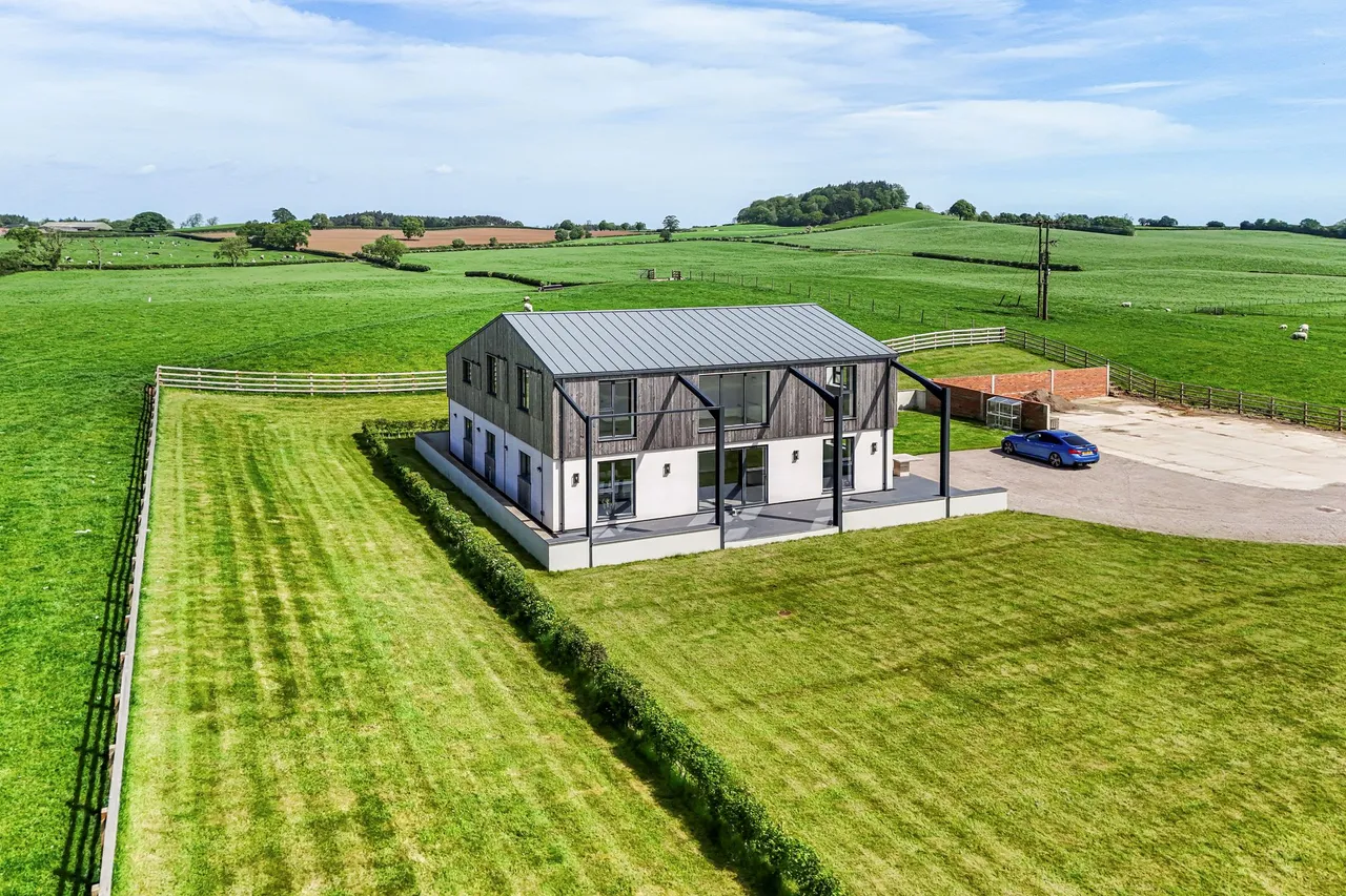 Grassfields House, Haddockstones Farm Haddockstones, HG3, photo 27