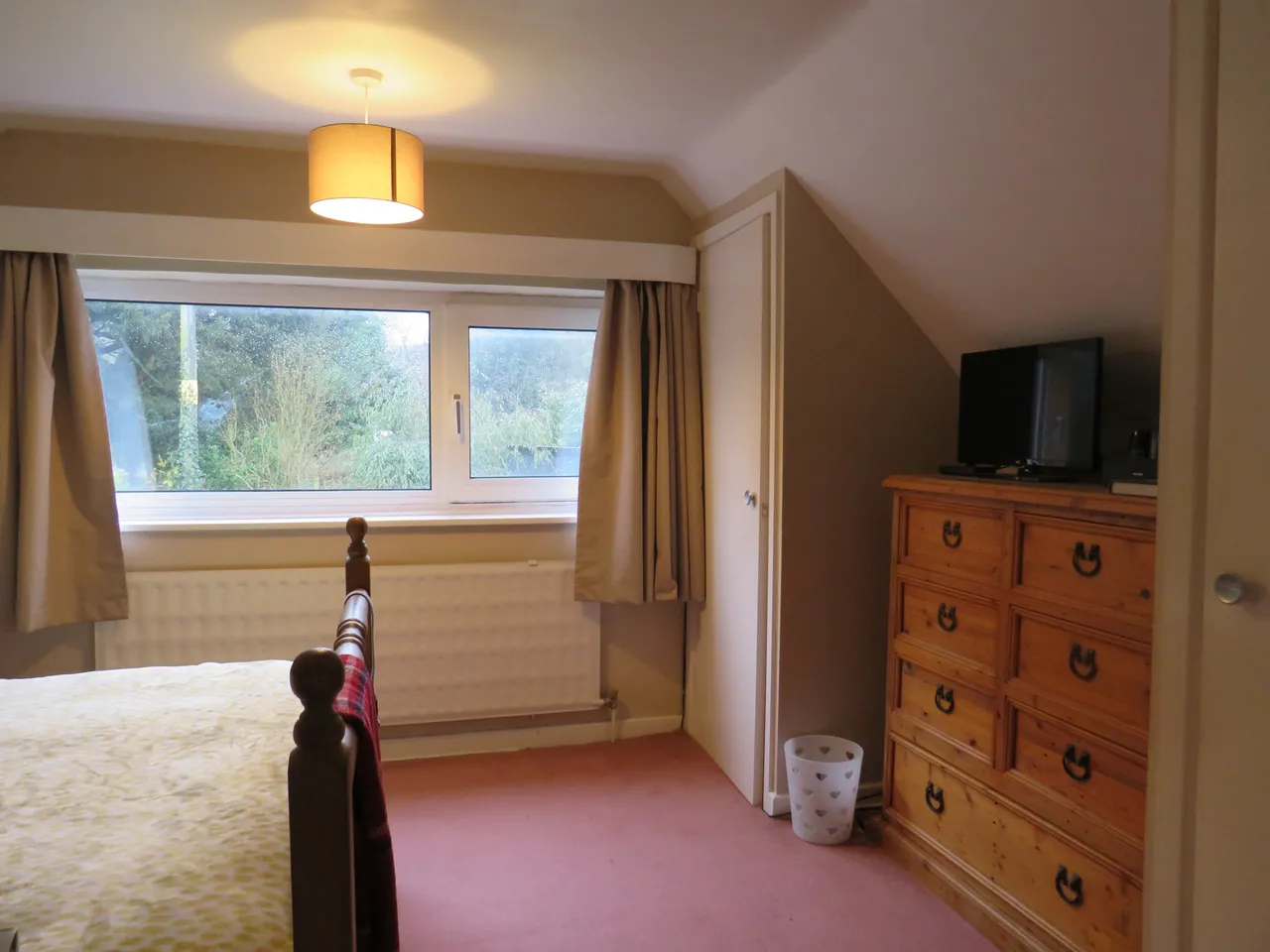 East Dean Road, West Dean, SP5, photo 8