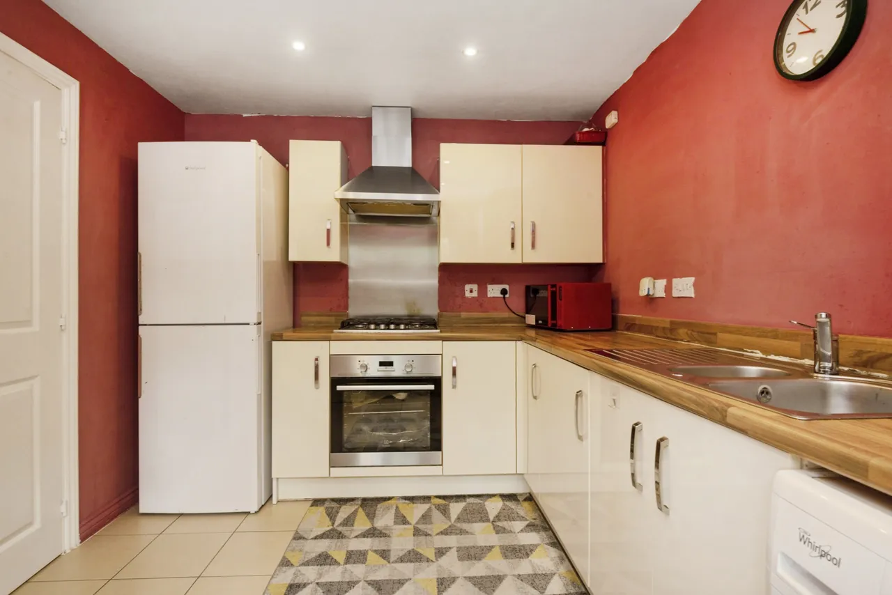 Corporation Road, NEWPORT, Gwent, NP19, photo 4
