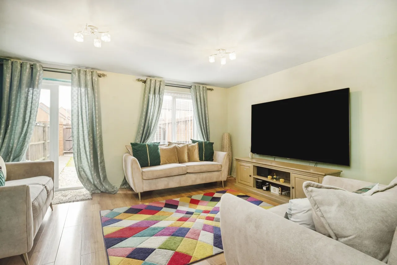 Corporation Road, NEWPORT, Gwent, NP19, photo 3