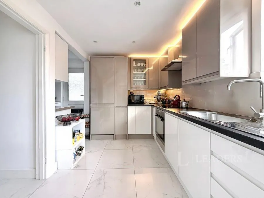 Lovell Road, Bedford, MK42, photo 4
