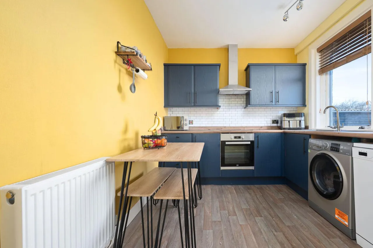 Parkend Crescent, Shieldhill, Falkirk, FK1 2EL, photo 7