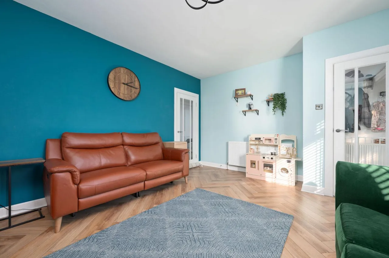 Parkend Crescent, Shieldhill, Falkirk, FK1 2EL, photo 4