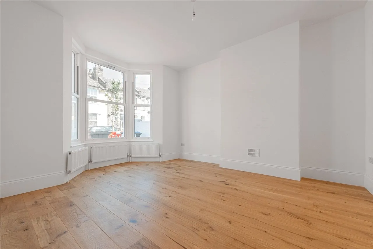 Nightingale Road, London, NW10, photo 11