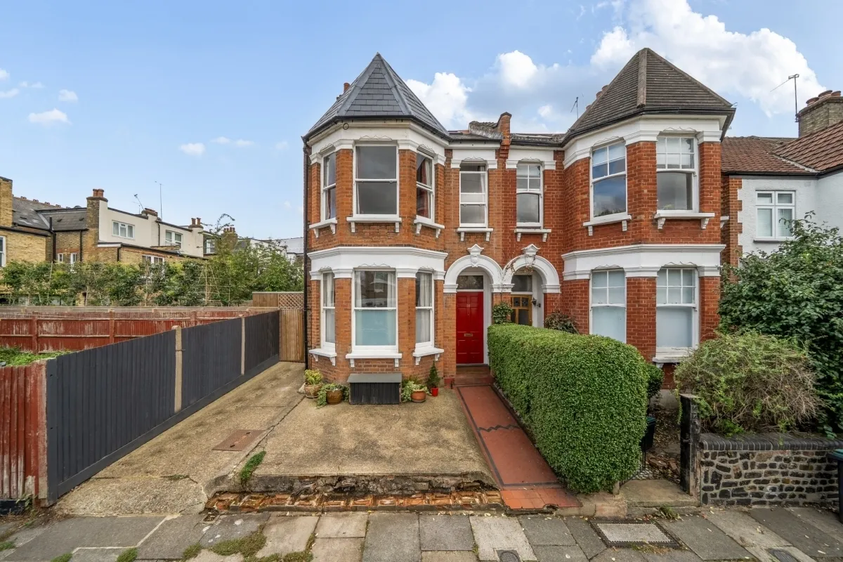 3 bed flat to rent — Goodwyns Vale London N10