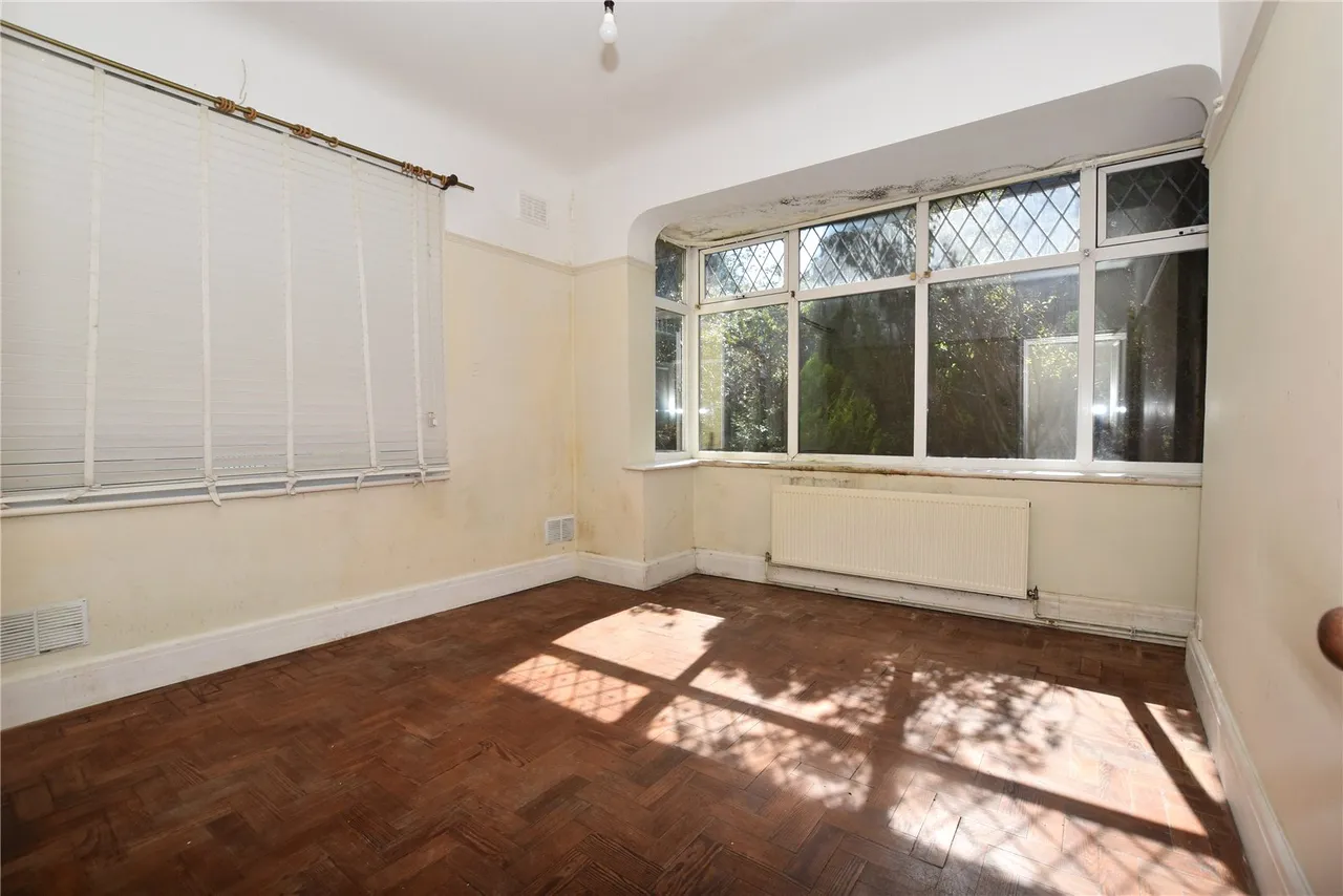 Saughall Road, Saughal Massie, CH46, photo 7