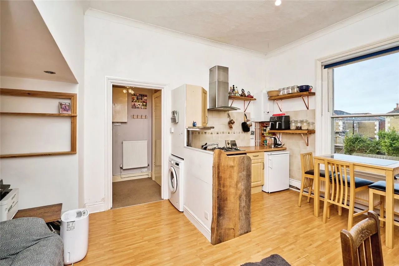 Partlands Avenue, Ryde, PO33, photo 3
