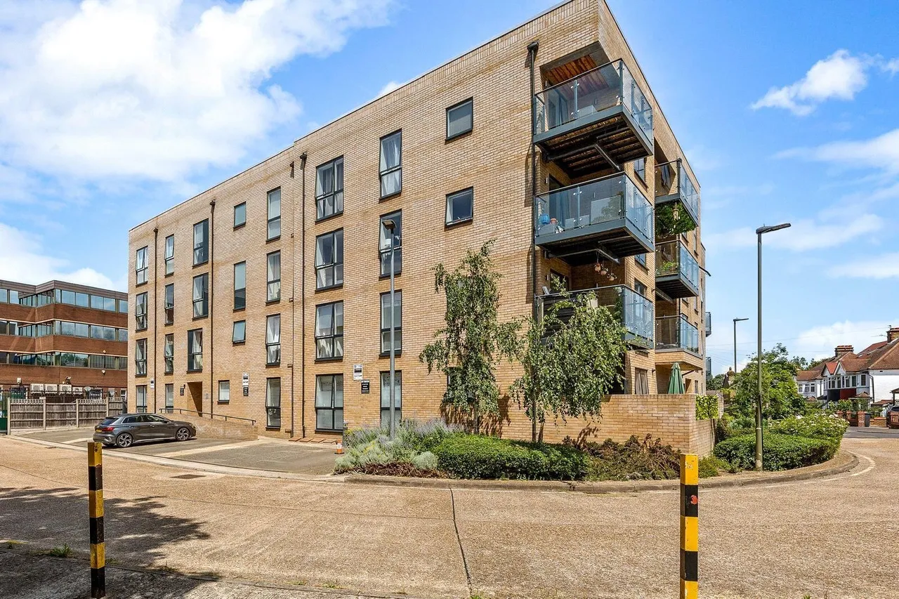 Bruce Grove, Orpington, BR6, photo 16