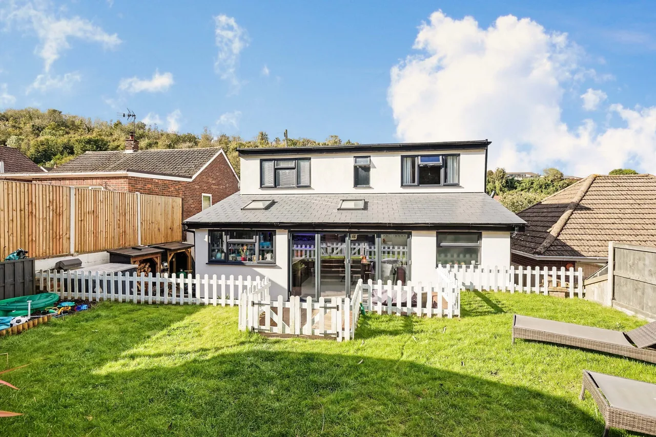 Deanwood Road, River, Dover, Kent, CT17, photo 4