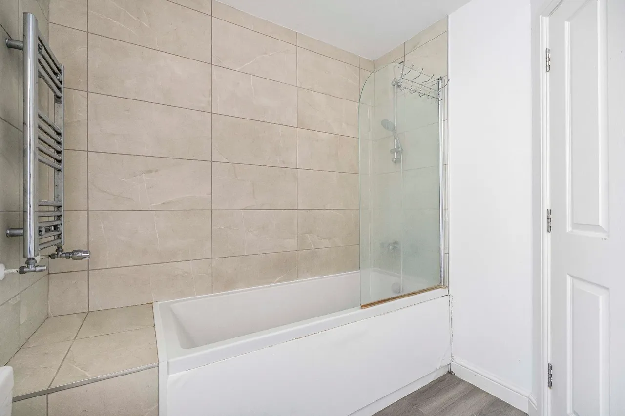 Royal Parade, Kew, TW9, photo 12