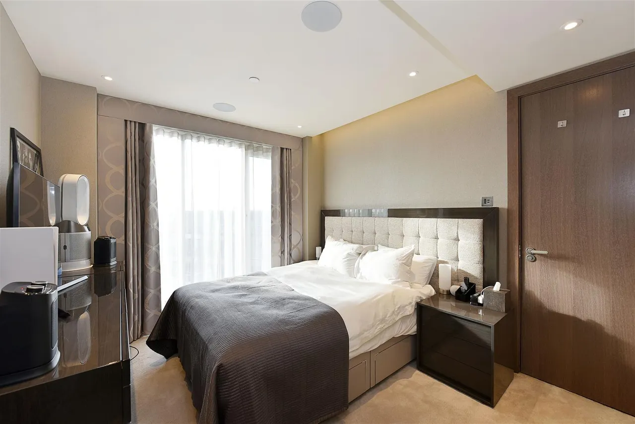 Park Street, London, SW6, photo 11