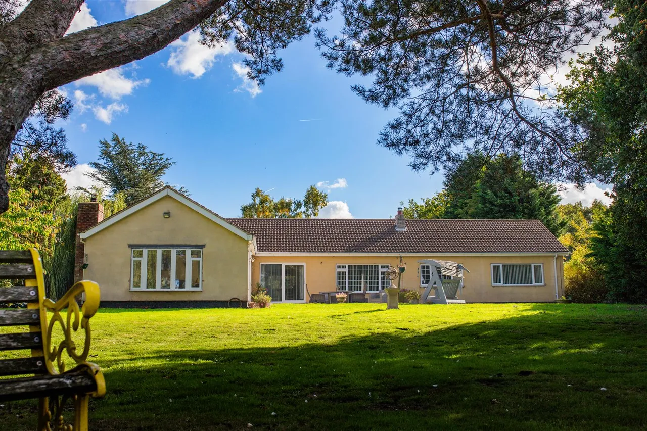 Stainforth Moor Road, Hatfield Woodhouse, photo 16
