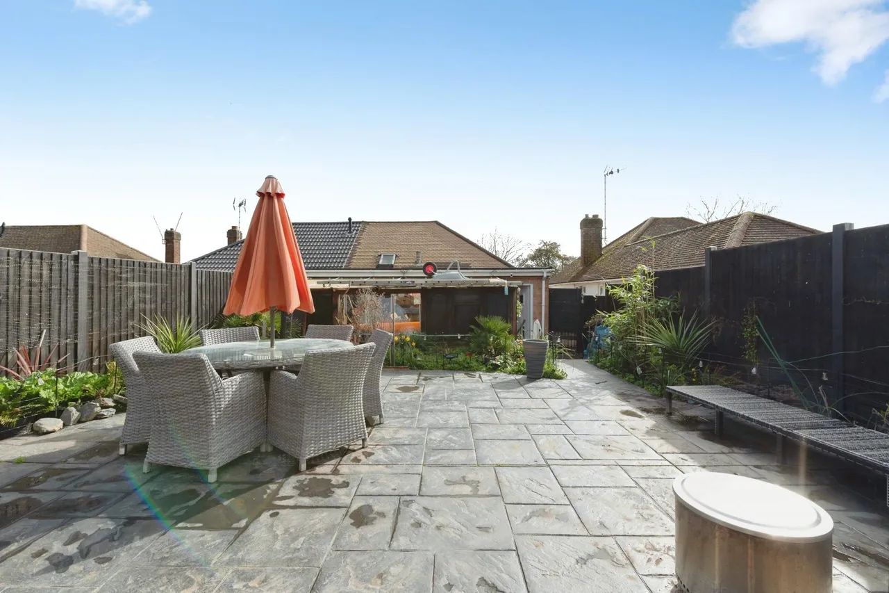 Laburnum Avenue, Wickford, SS12, photo 12