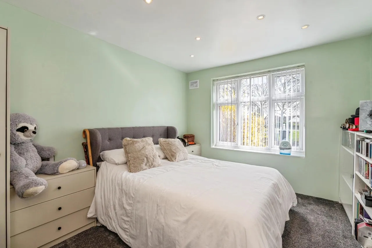 Laburnum Avenue, Wickford, SS12, photo 9