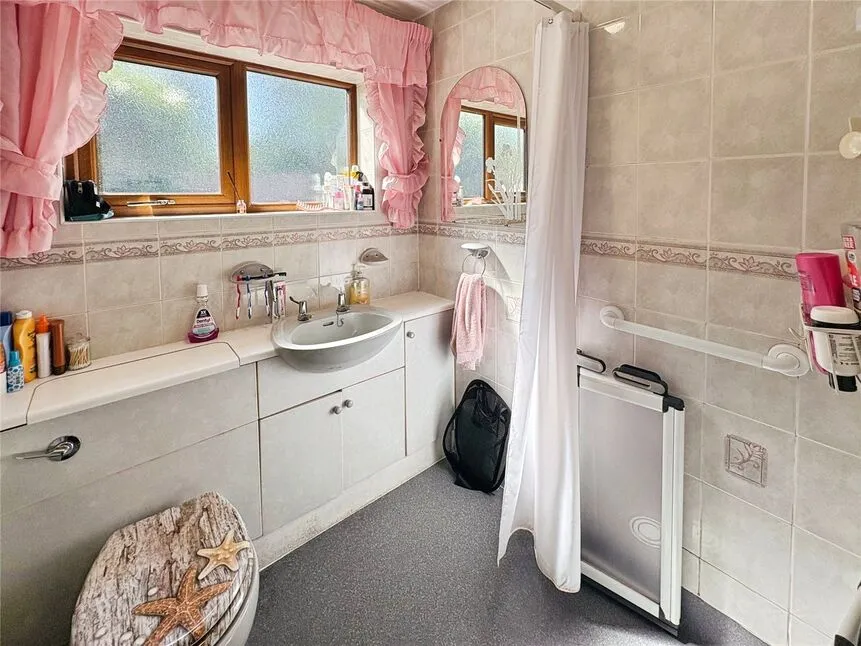 High Ash Close, Exhall, Warwickshire, CV7, photo 5