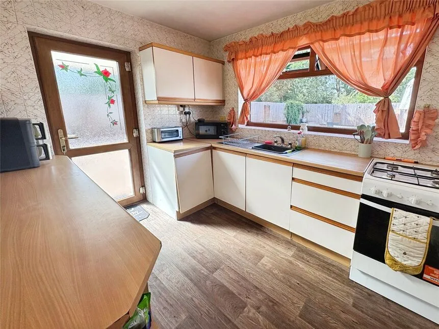 High Ash Close, Exhall, Warwickshire, CV7, photo 4