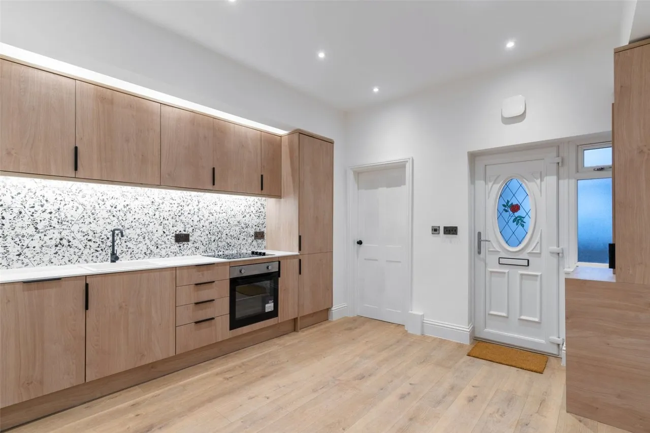 Nottingham Road, Nottingham, NG7, photo 5