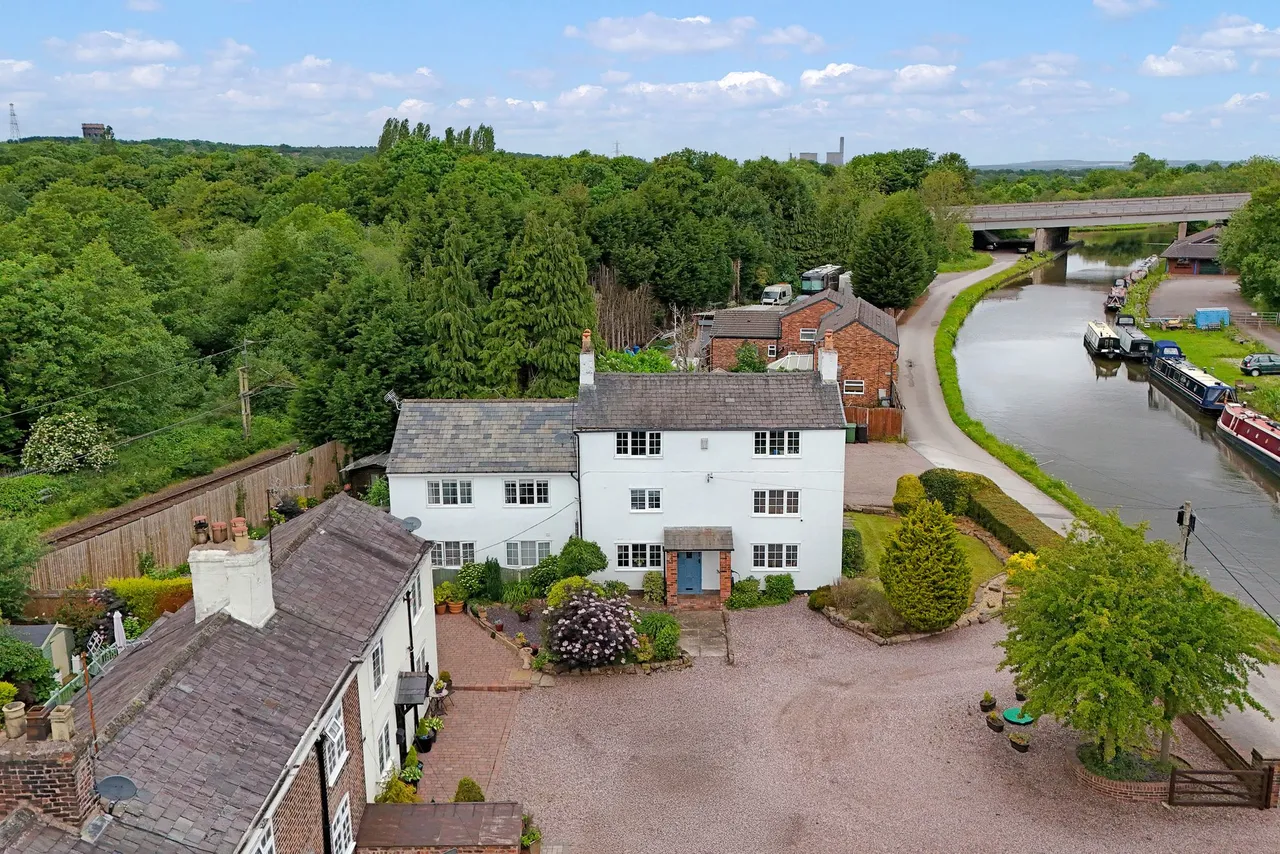 5 bed house for sale — The Wharf, Preston Brook, Runcorn, Runcorn, WA7 3AH