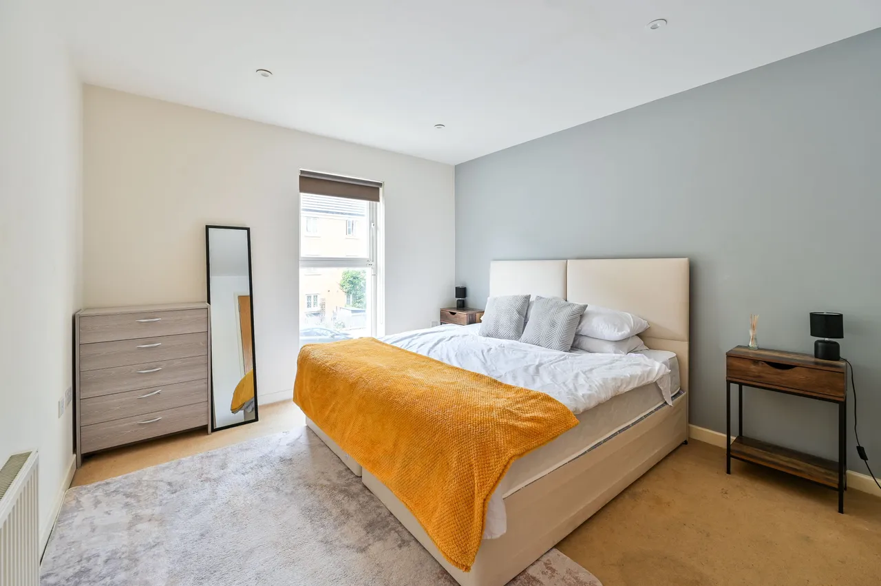 Flat 4, 111 Chandler Way, London, photo 6