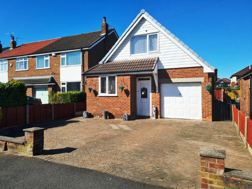 3 bed house for sale, Lumb Lane, Audenshaw, M34