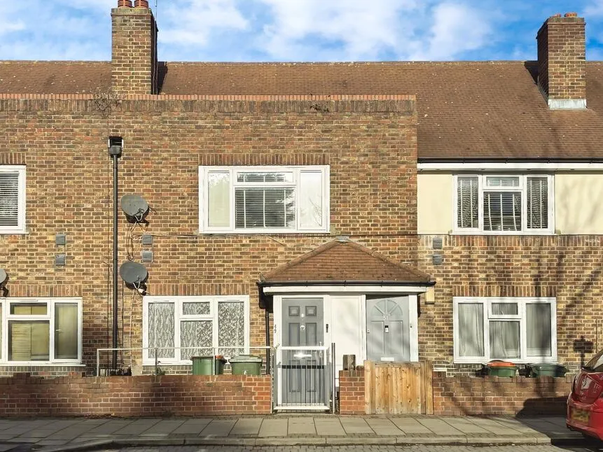 2 bed flat for sale — Tollgate Road, London, E16