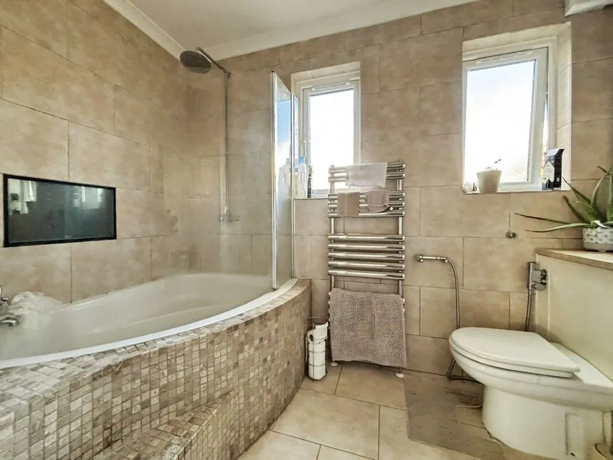 Tollgate Road, London, E16, photo 7
