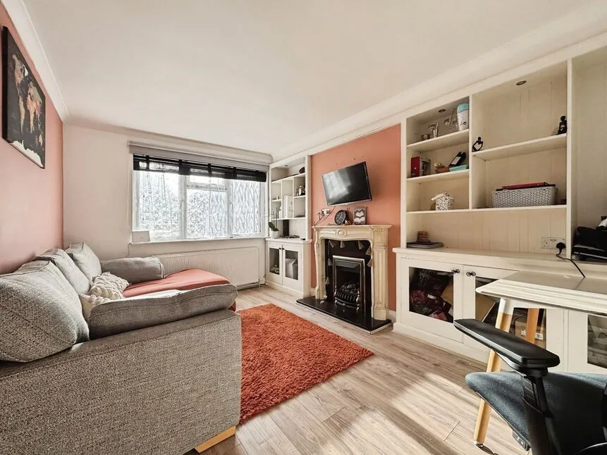 Tollgate Road, London, E16, photo 9