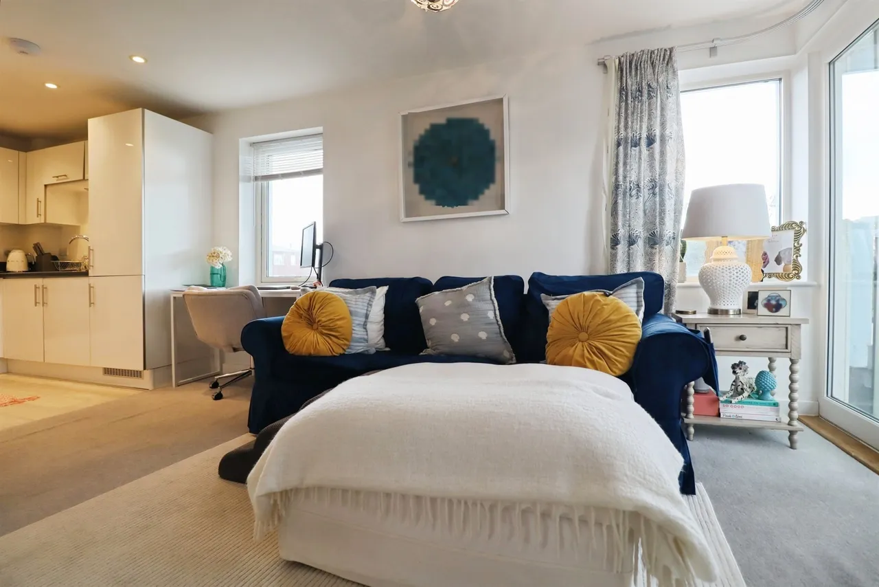Trem Elai, Penarth, CF64, photo 10