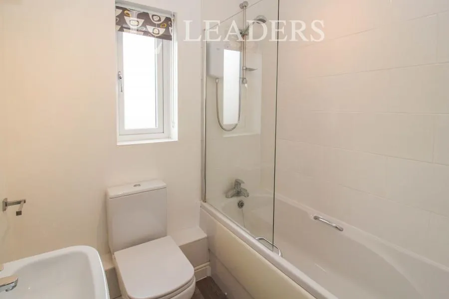 Alexandra Court, Kenilworth, CV8, photo 5