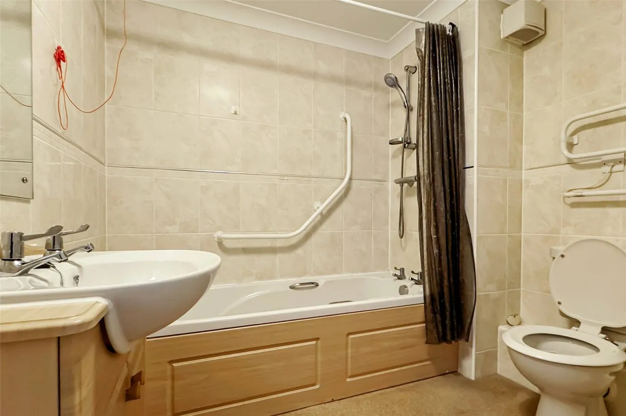East Preston, Littlehampton, BN16, photo 5