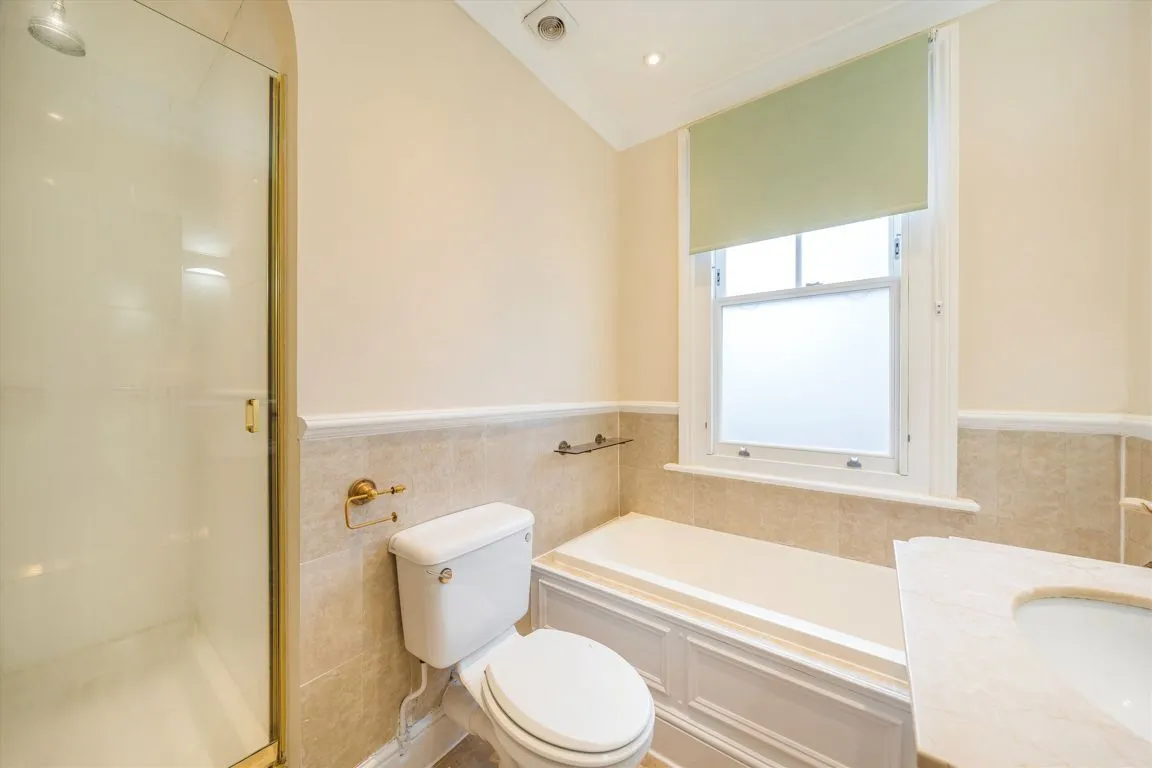 Allfarthing Lane, SW18, photo 5
