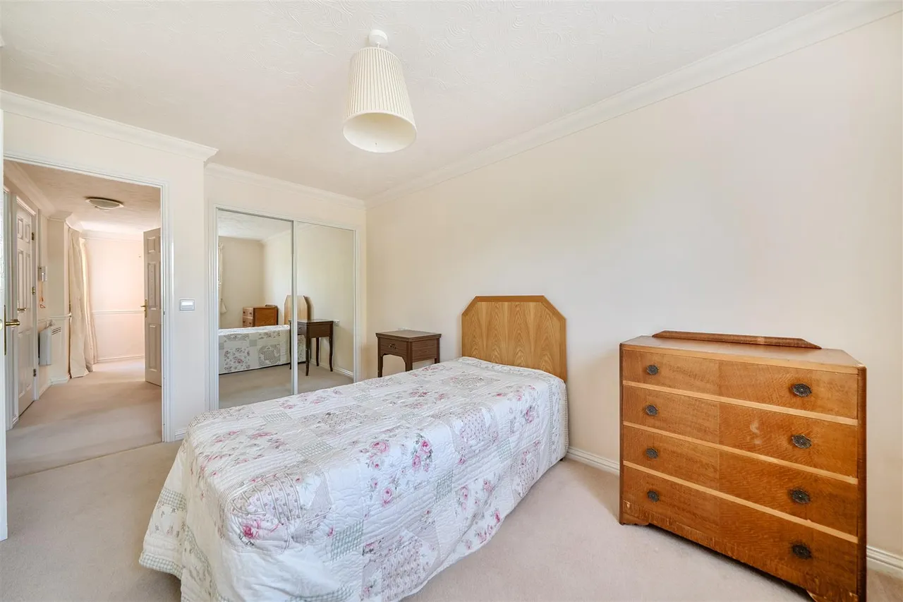 East Street, Faversham, ME13, photo 8