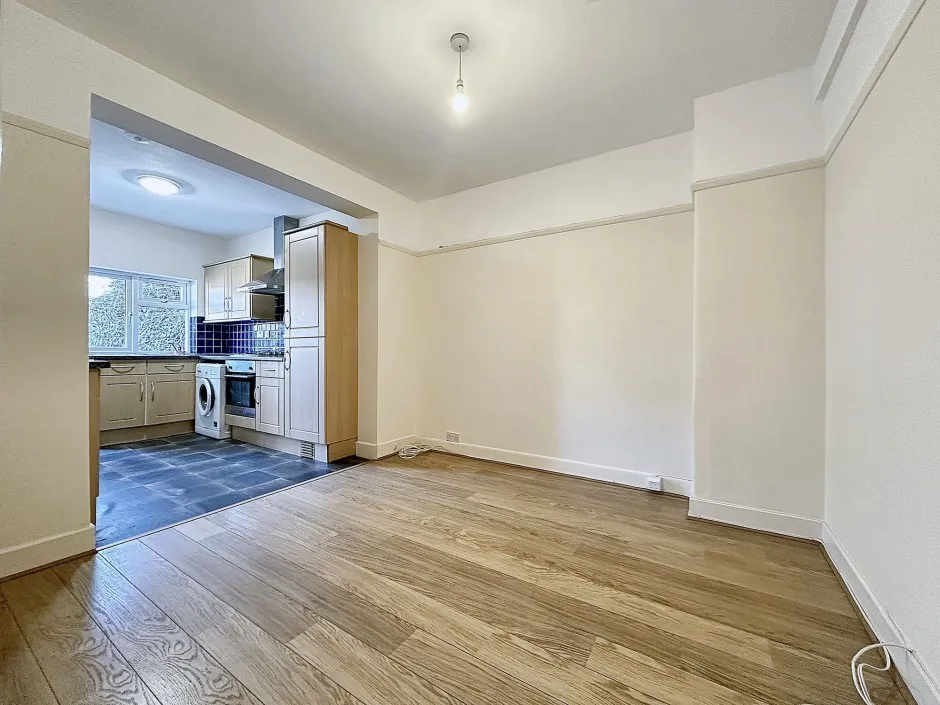 Thackeray Close, Uxbridge, UB8, photo 5
