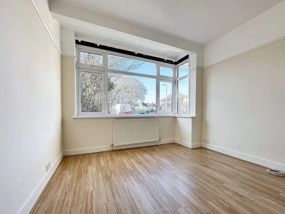 Thackeray Close, Uxbridge, UB8, photo 10