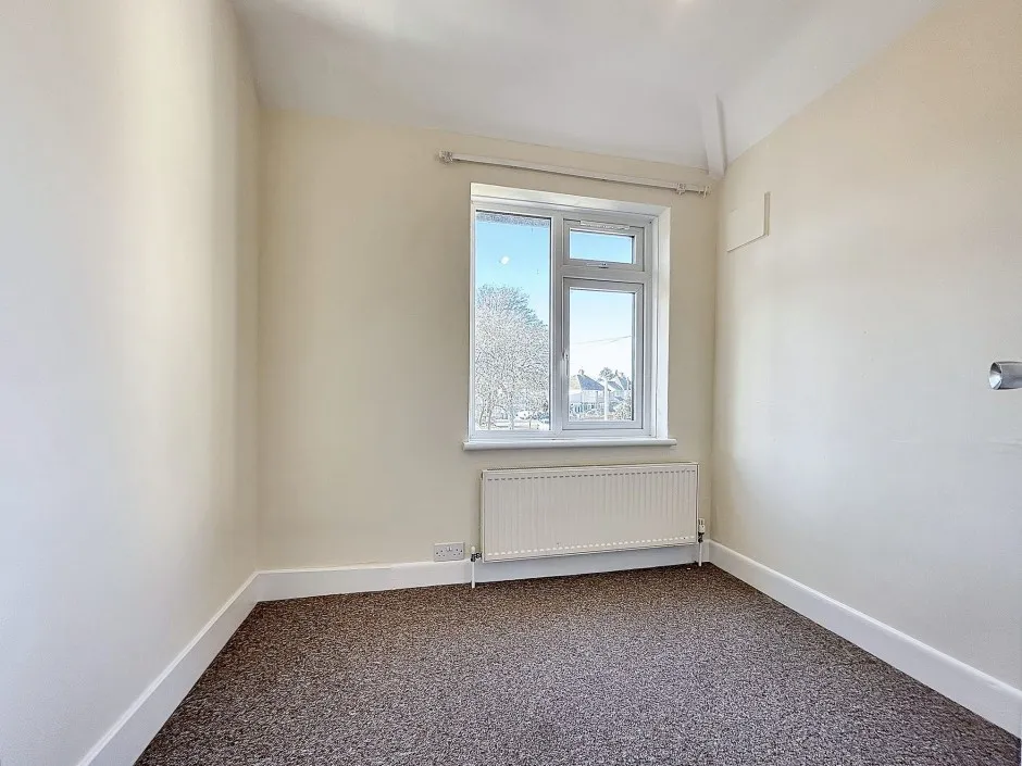 Thackeray Close, Uxbridge, UB8, photo 13