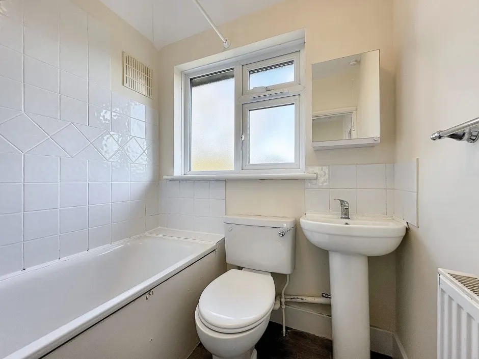 Thackeray Close, Uxbridge, UB8, photo 8