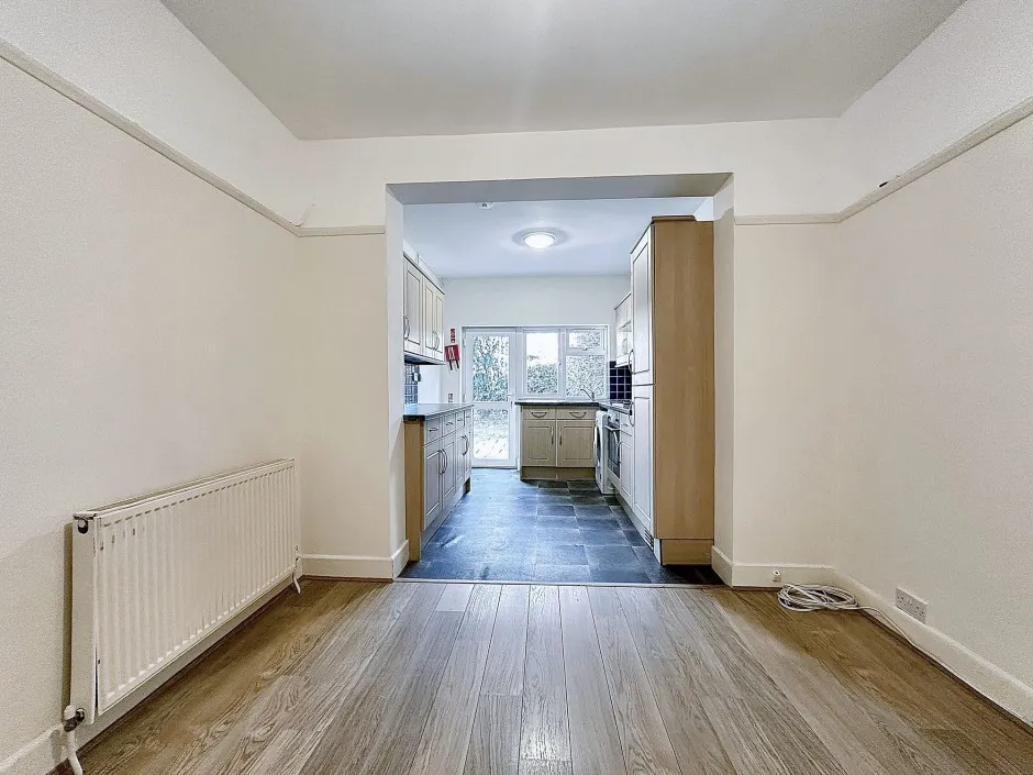 Thackeray Close, Uxbridge, UB8, photo 6