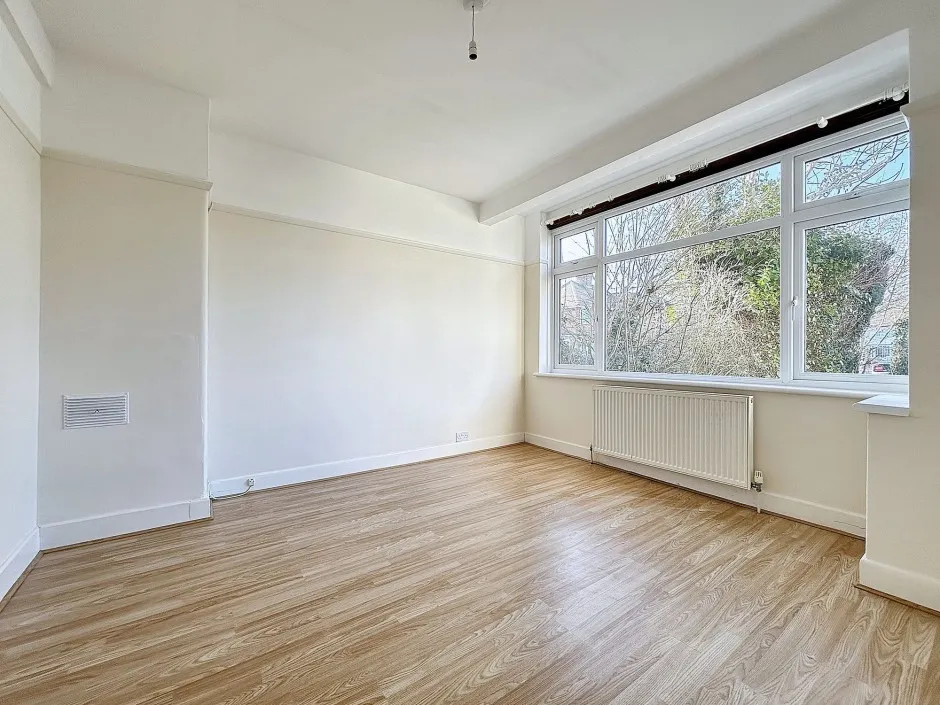 Thackeray Close, Uxbridge, UB8, photo 9