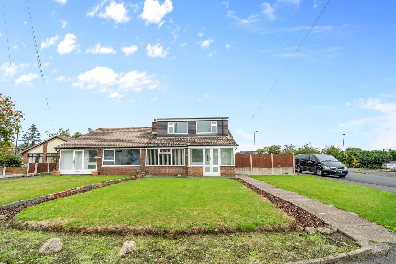 Bispham Drive, Ashton-In-Makerfield, Wigan, Wigan, WN4 9RX, photo 5