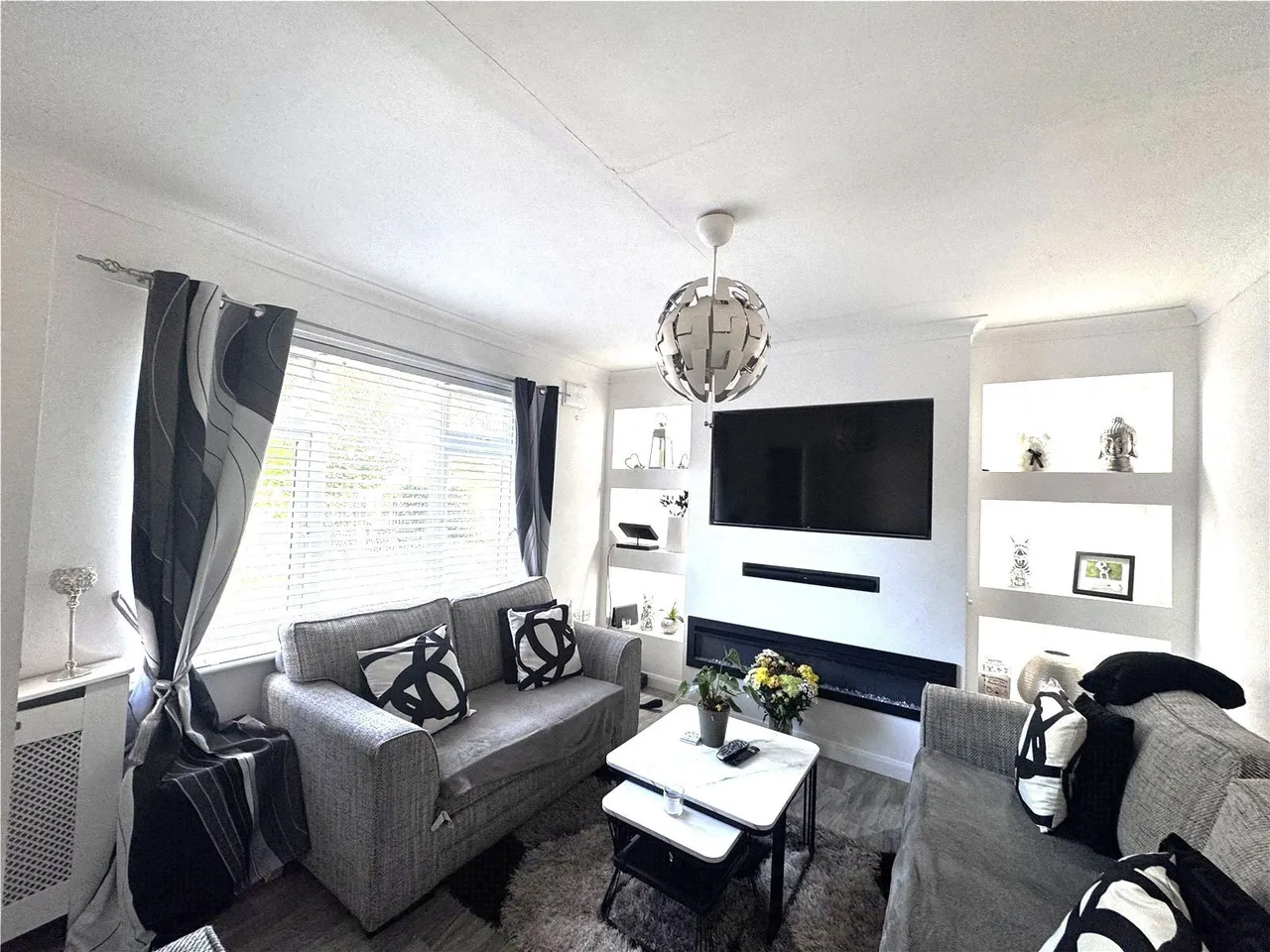 Minver Crescent, Nottingham, NG8, photo 3