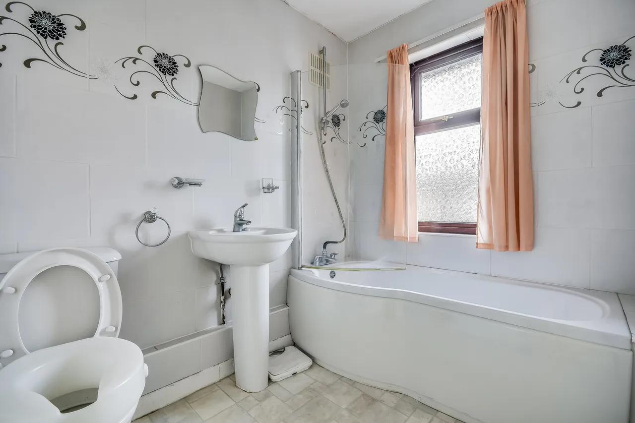 33 Swiss Avenue, Chelmsford, Essex, CM1 2AD, photo 5