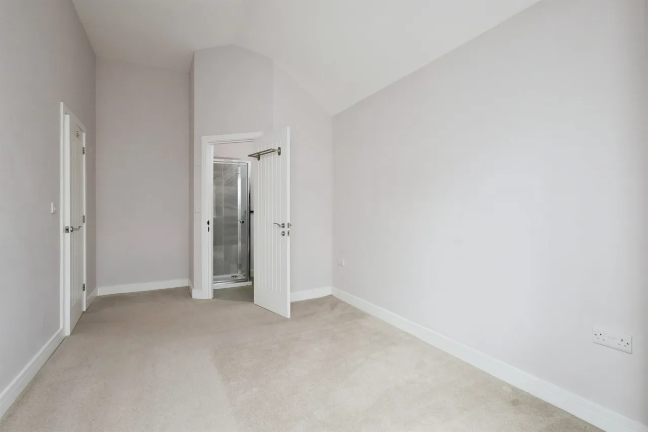 Fitzmaurice Mews, Eastbourne, photo 7