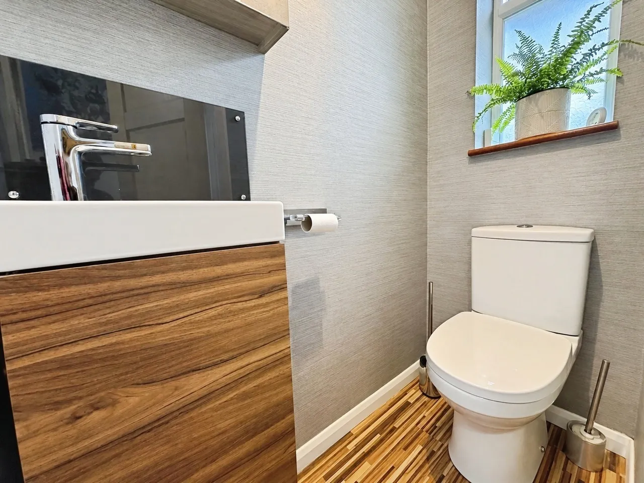 Warwick Road, Ash Vale, GU12, photo 13