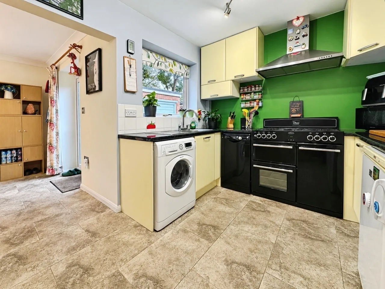 Warwick Road, Ash Vale, GU12, photo 15