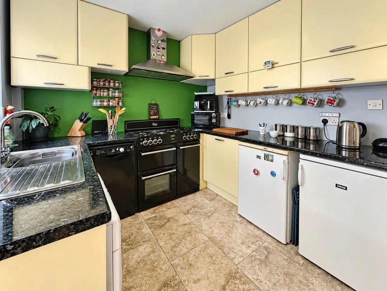 Warwick Road, Ash Vale, GU12, photo 10