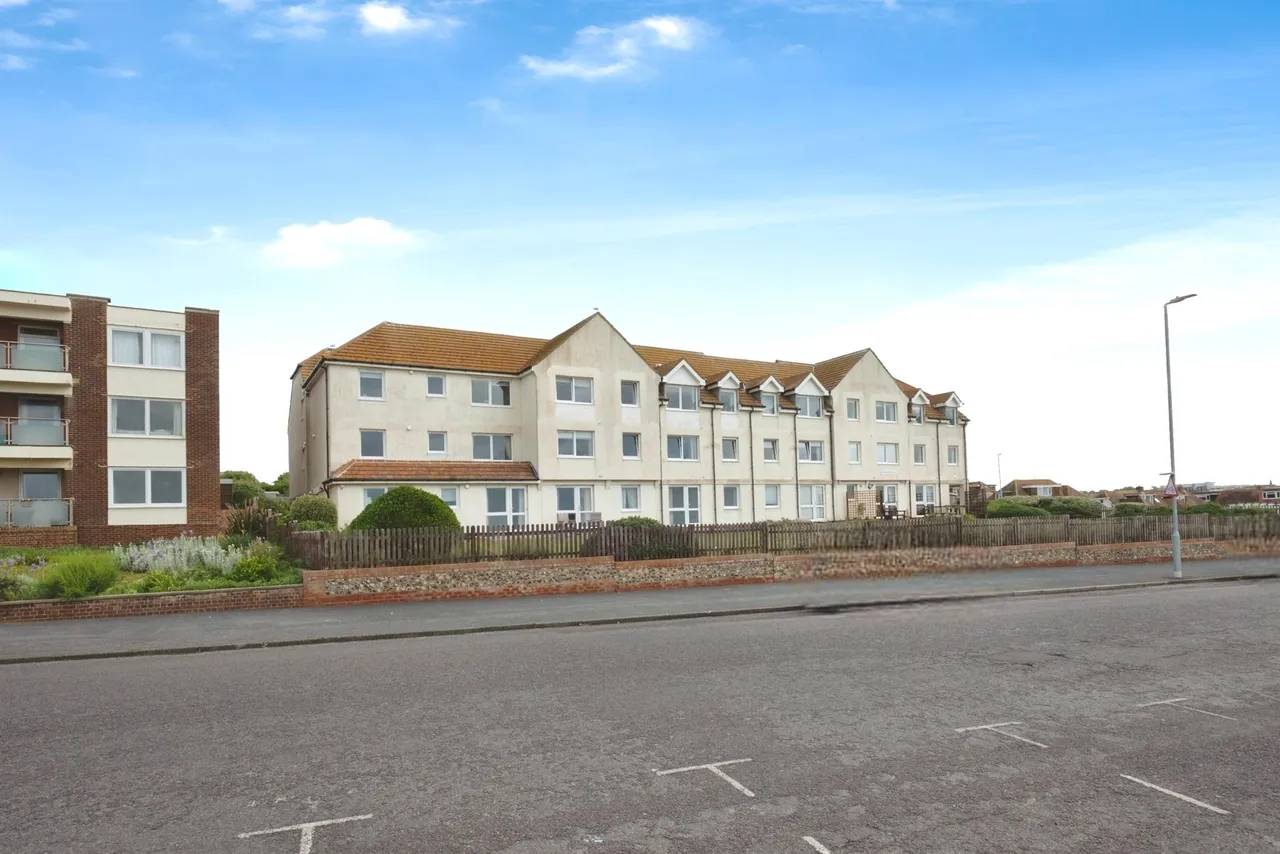 Marine Parade, Seaford, BN25, photo 5