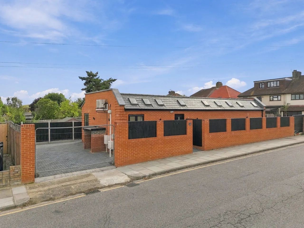 Parkland Avenue, Marshalls Park, RM1, photo 4